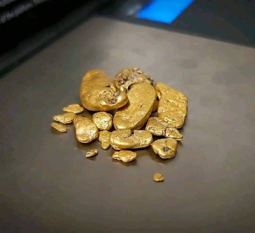 Hand-Picked Raw Gold Nuggets — Gold4Africa
